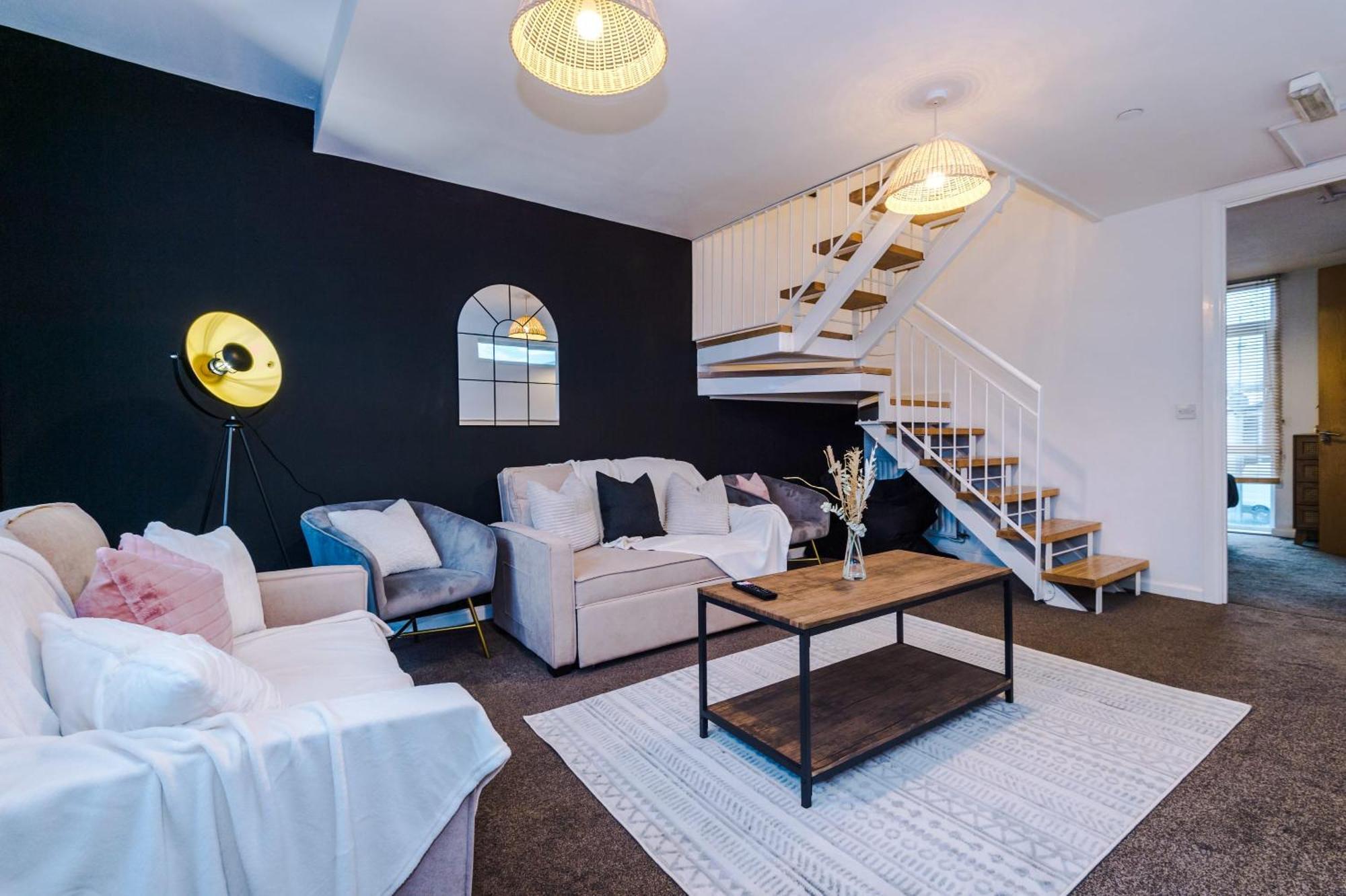 Rest&Recharge At A Spacious Townhouse By The Etihad Villa Mánchester Exterior foto